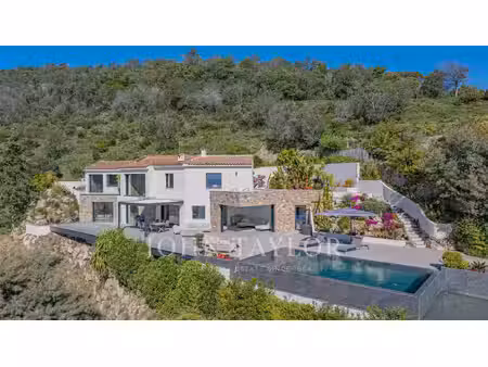 belle maison contemporaine vue mer panoramique
