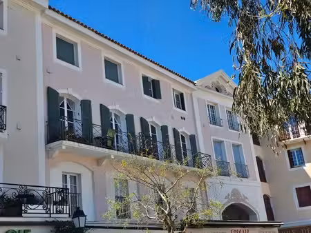 nouveau prix - appartement 2p plein centre port grimaud golfe de st tropez