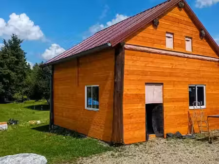 villers-les-bois – deux chalets en bois – terrain clos