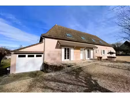 belle propriete de caractere 5 chambres avec grange