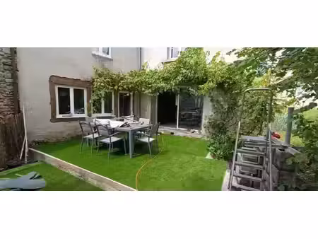 vente maison 5 pièces 102 m² à saint-rémy-sur-durolle (63550)  109 000 €