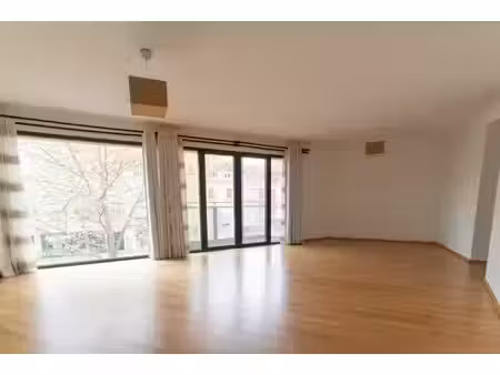 magnifique t3 de 80m2