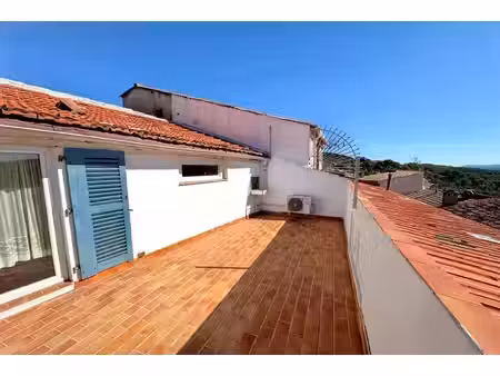 à vendre à claviers lumineux duplex avec terrasse