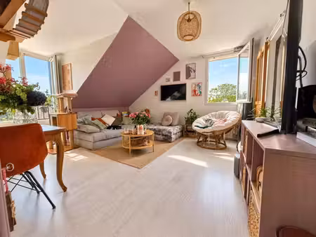 vineuil-saint-firmin – un appartement 2 pieces plein de charme aux portes du château de ch