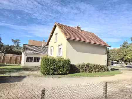 maison 5 pièces  3 chambres à 10 minutes de rambouillet