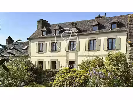 morlaix - finistère - domaine historique de caractère à proximité de morlaix  à vendre.