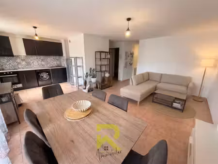 exclusivite - agde  appartement t3 en rez-de-jardin avec place de stationnement