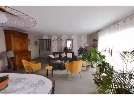 dep (49) a vendre tres belle maison familliale 6 pièces plain pied - botz‑en‑mauges ·