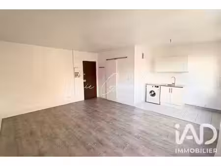appartement à nanterre (92000)