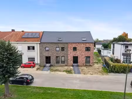 moderne en energiezuinige halfopen nieuwbouwwoning op 4a ...