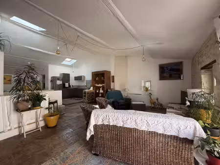 maison de village avec garage et terrasse