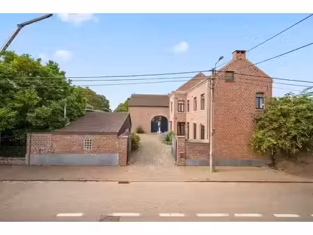 ferme authentique pleine de caractère à hoegaarden