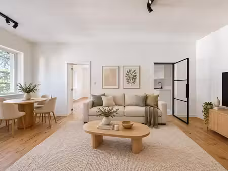 st job- lycee francais/ bel appartement rénové 3 chambres