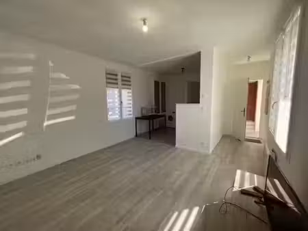 location appartement 2 pièces 36 m² à asnières-sur-oise (95270)