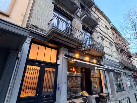 --- nouveau --- ce charmant appartement meublé d’environ ...