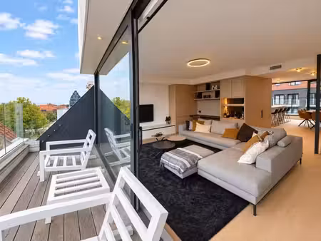 superbe appartement en duplex  impeccablement fini  avec ...