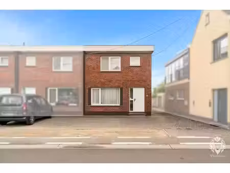 op te frissen woning te koop in destelbergen met 3 slpk.