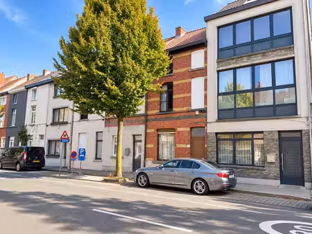 open huis zaterdag 24/10 van 13u tot 14u. ruime gezinswon...