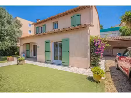 nouveau : charmante villa proche du centre-ville