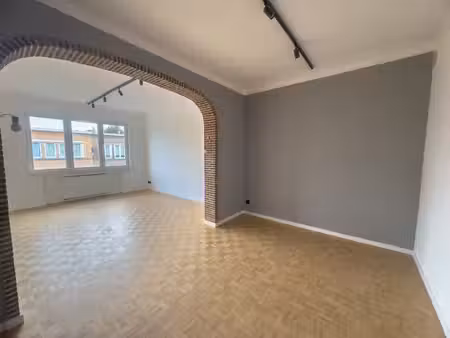 appartement 1 ch rénové peb c