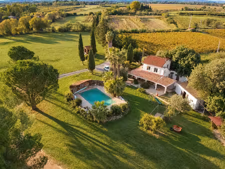 vend propriété sud de la france à agde  proche de la mer  villa 3chambres  garages ...