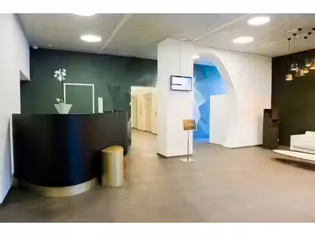 plateaux de bureaux modernes rénovés et divisibles