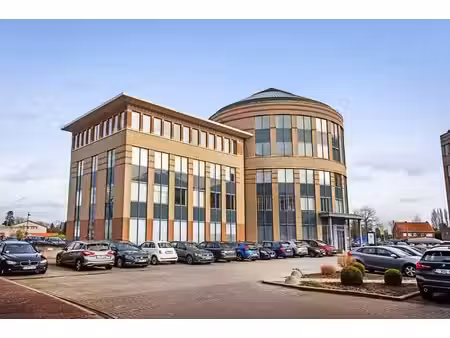 projet de bureaux prestigieux à proximité de l'e19