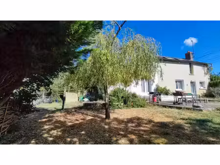 charmante maison de 5 pièces à saix  à rafraichir