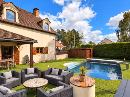 longère de 280 m² avec piscine - dépendance à potentiel professionnel ou locatif - 10...