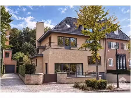 villa à vendre à avenue du manoir 17 uccle (vbe81756)