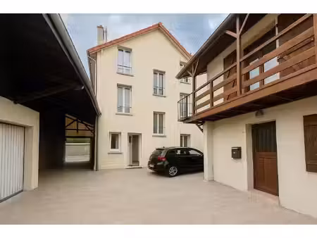 immeuble de rapport – 5 logements + 5 box + 6 caves – fort p