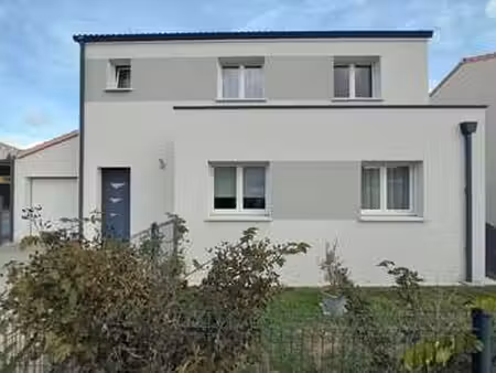 vente maison au loroux-bottereau (44430) : à vendre / 104m² le loroux-bottereau