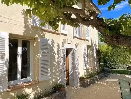 achat : local commercial (83460)
