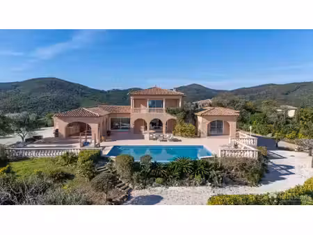 achat : maison (83520)