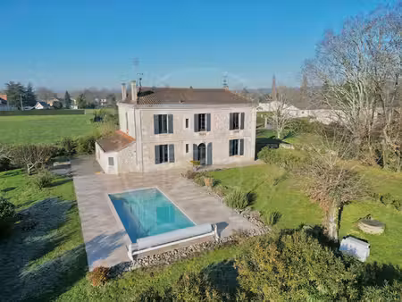 grande maison de maître rénovée