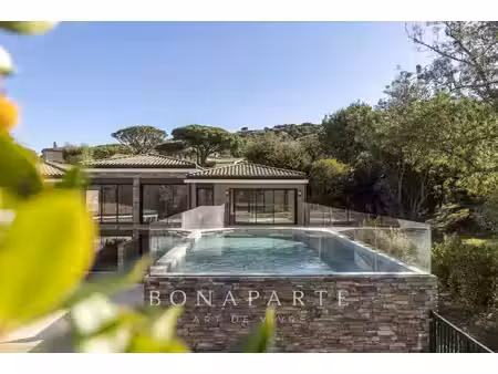 exclusivite : magnifique "villa appartement" en duplex avec très belle vue mer