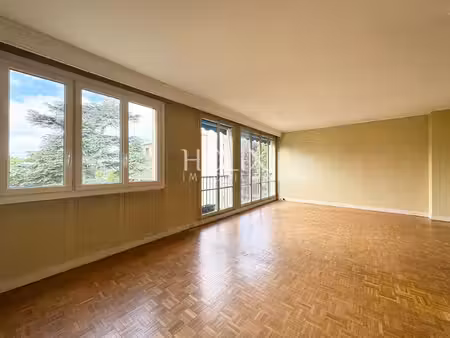 appartement 91 10 m² ascenseur saint-germain-en-laye 8' minutes rer a  3ème chambre possib