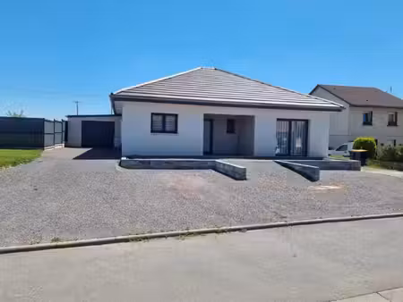 'splendide maison plain-pied contemporaine à vendre à hesse'
