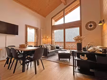 appartement central de 4 chambres  exposition sud-ouest et vue panoramique  châtel