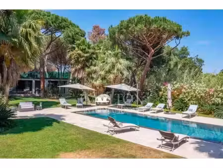 ramatuelle - villa contemporaine à pied de la plage