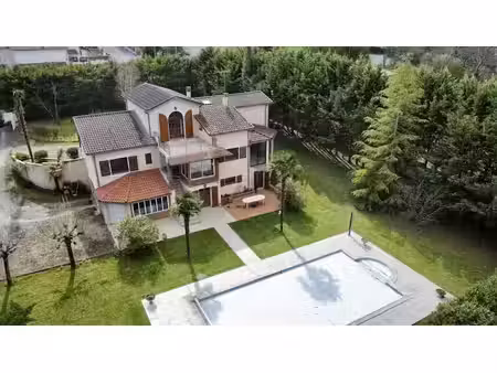 vente maison 0 pièces 298 m² à auch (32000)  420 000 €