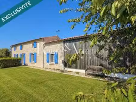 vente maison à fontenay-le-comte (85200) : à vendre / 167m² fontenay-le-comte