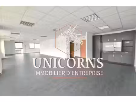 location bureaux 43m² à 237m²