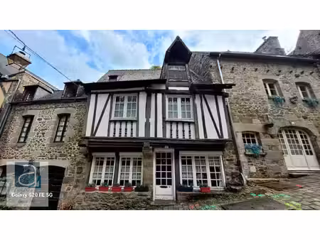 maison à colombages dinan historique 15ème