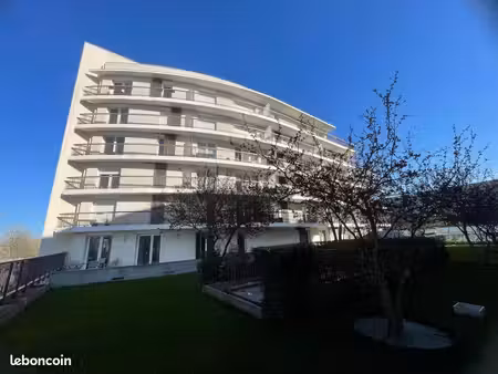appartement 3 pièces 74 m²