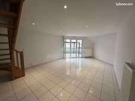 appartement 3 pièces 80 m²