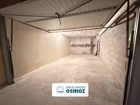 garage de 22 m² en sous-sol sécurisé !