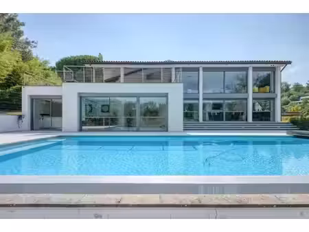 vieille-toulouse maison sur le golf avec piscine