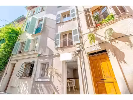 vieil antibes - charmante maison de village rénovée
