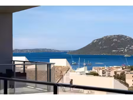 porto-vecchio  appartement contemporain  3 chambres  vue mer  proche plage  piscine